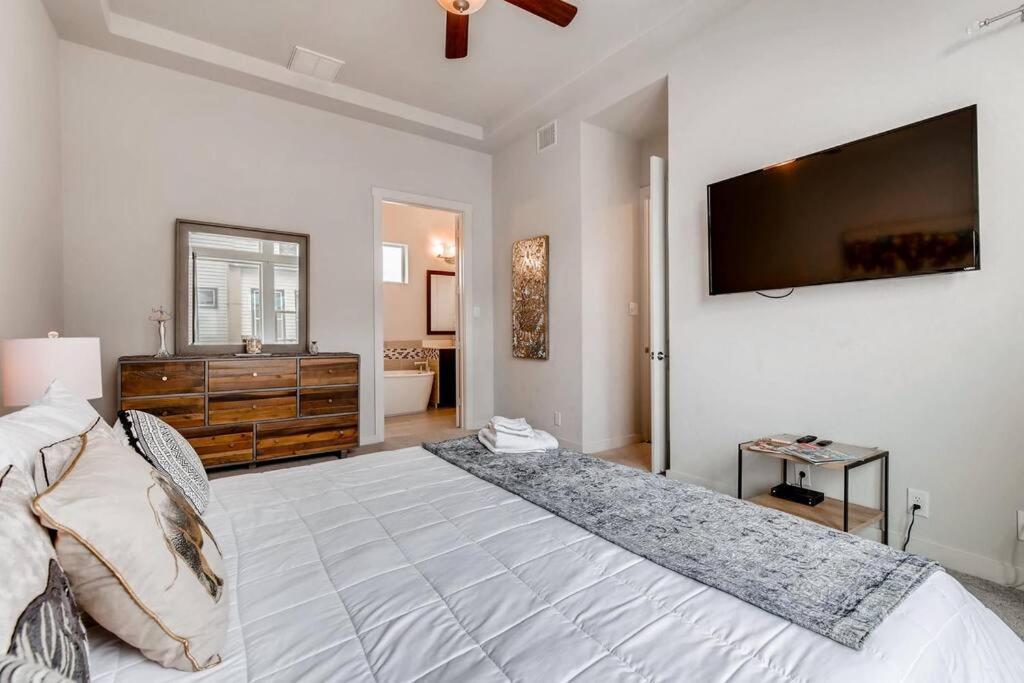 Fam Friendly 5 Bed Home Blocks To Pearl/Riverwalk! Сан Антонио Екстериор снимка